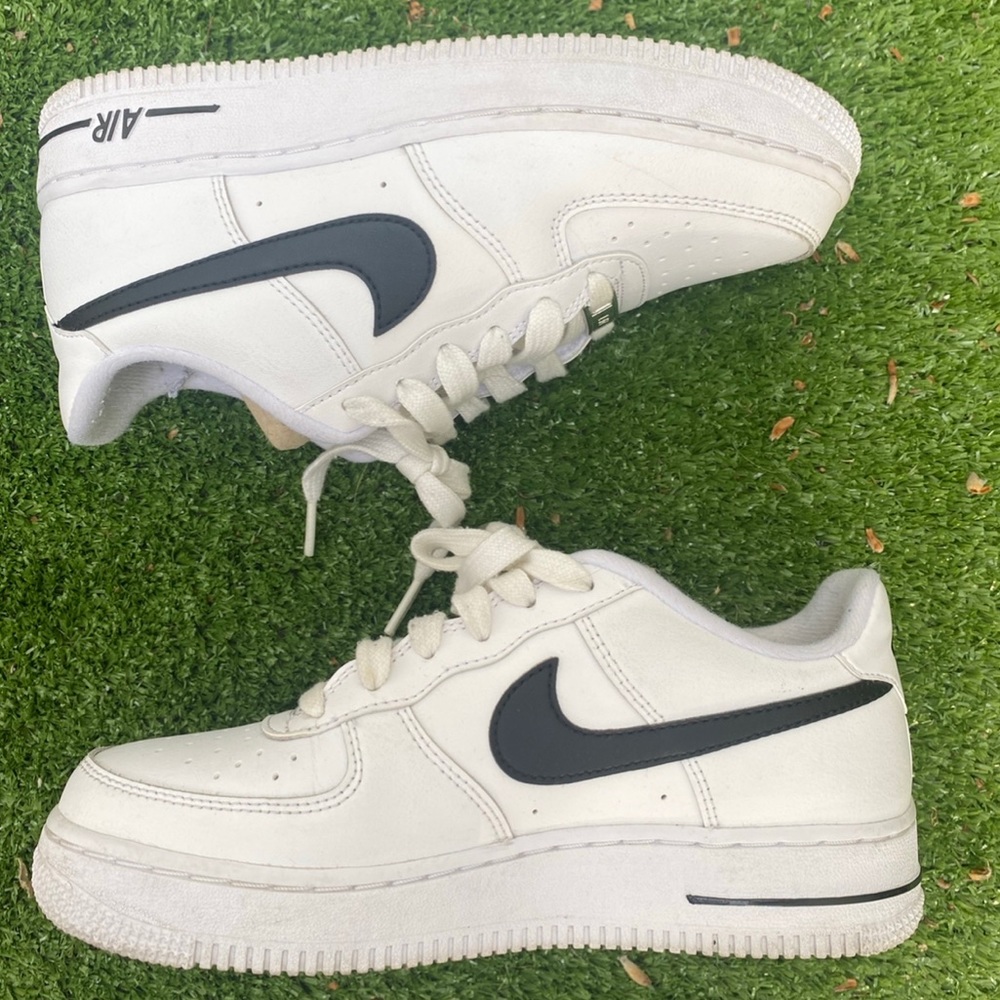 Air Force 1 ‘07 - White Black